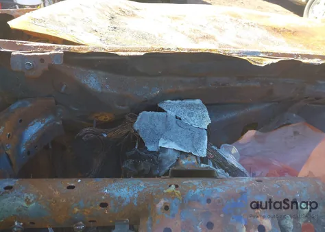 2014 Toyota Rav4 Le из США, поврежденный, VIN JTMZFREVXED032856